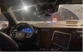 震惊！武汉无人驾驶还没几天呢，跨时空物流就来了？